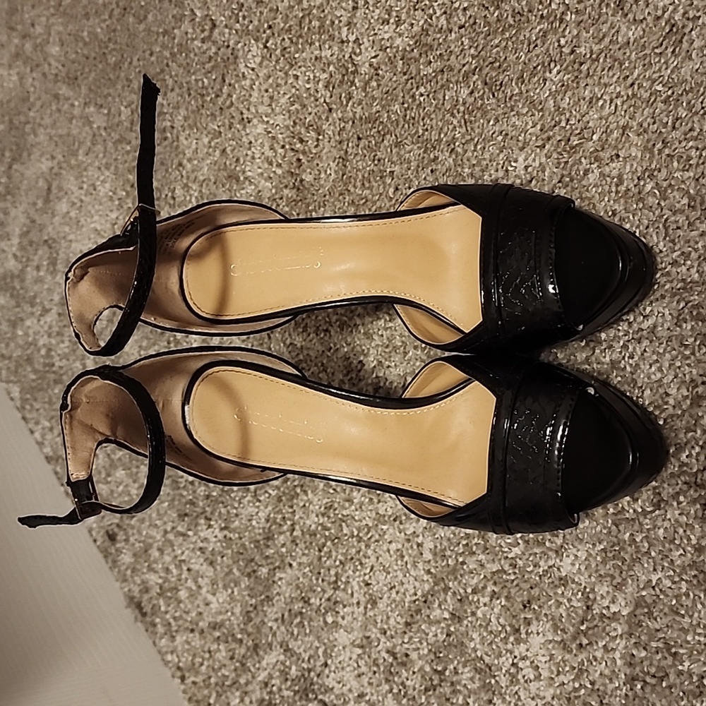 Black Ankle Strapped Shoe